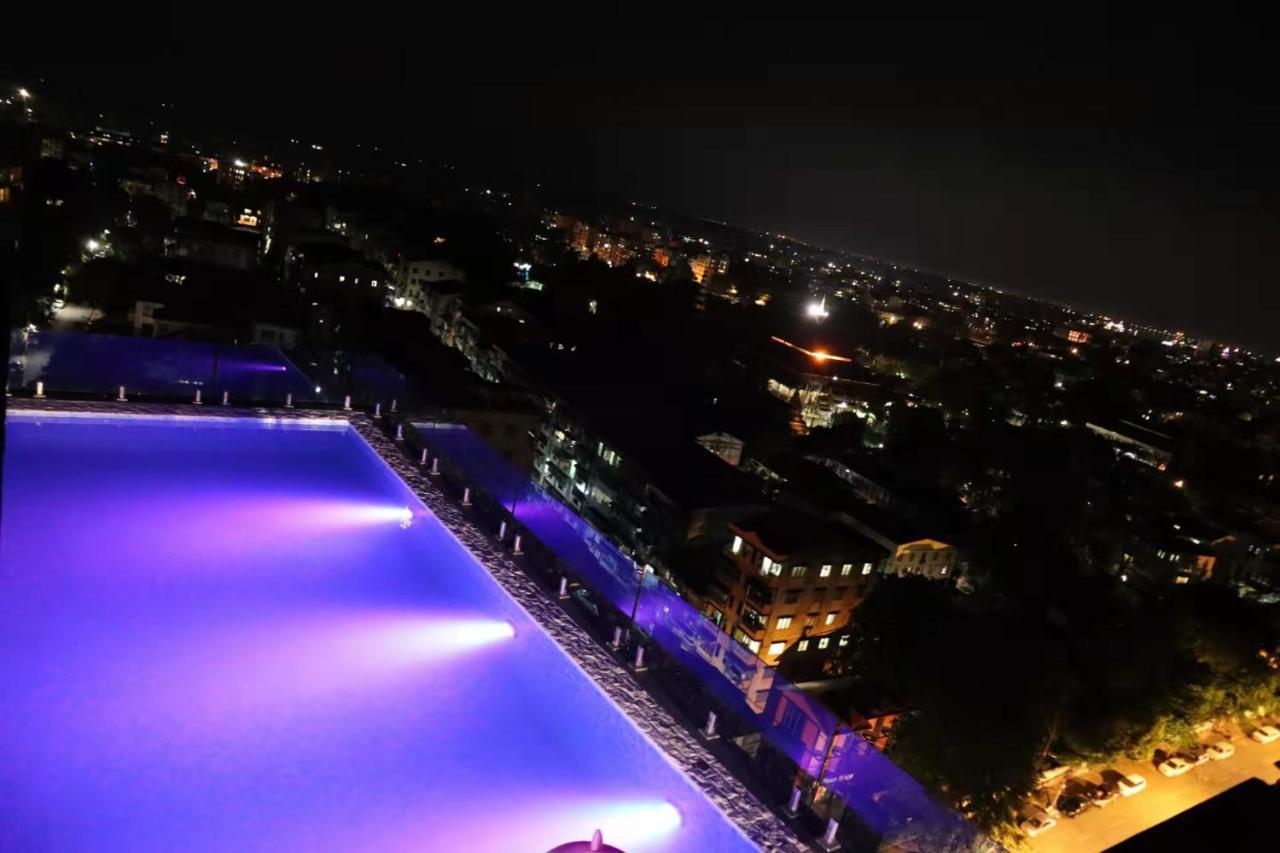 Hotel Sanchaung Rangún Exteriér fotografie